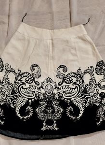 White house black market size 8 skirt